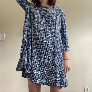 Floral Blue Dress w/ three quarter sleeves H&M